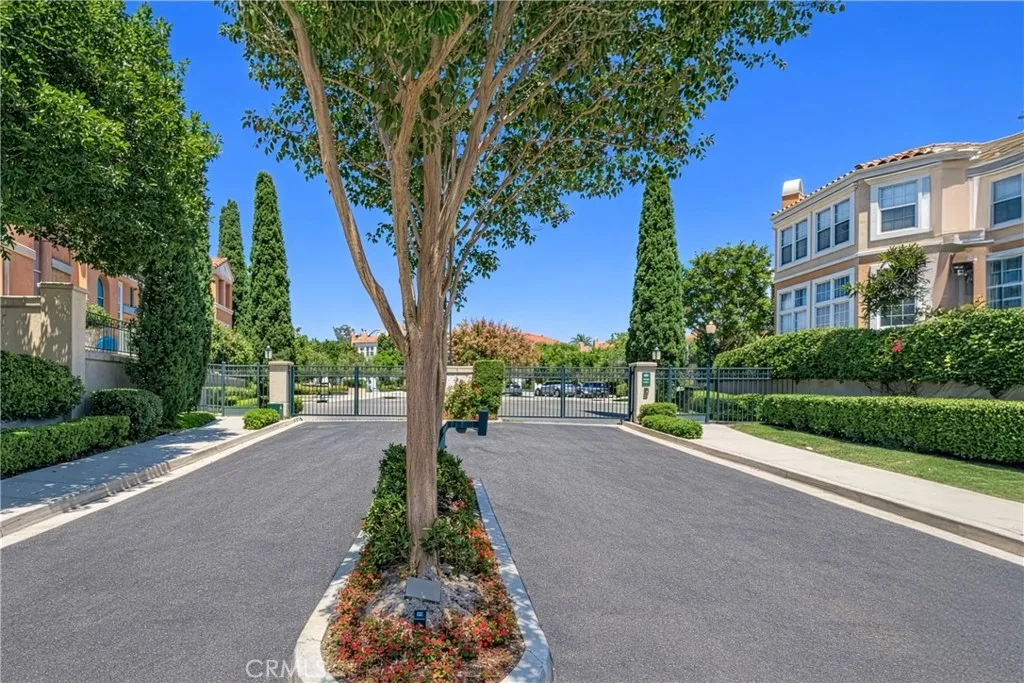 1 Salviati Aisle, Irvine, California 92606 home-pic-27