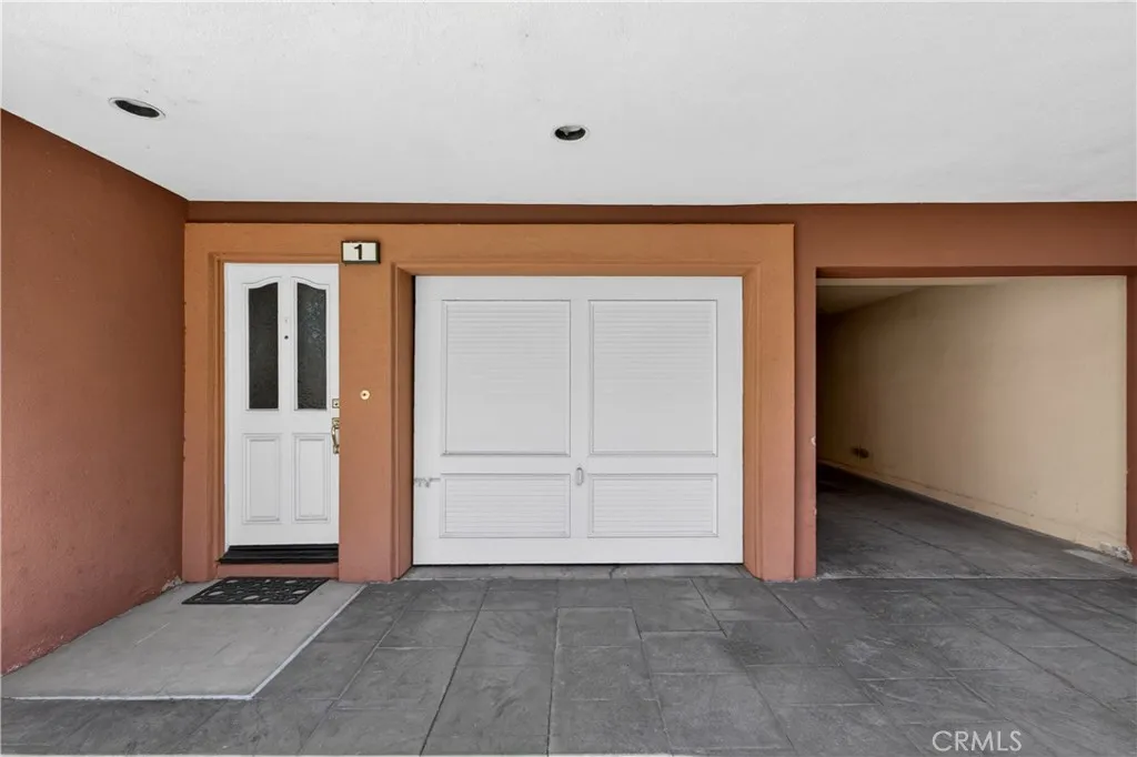 1 Salviati Aisle, Irvine, California 92606 home-pic-3