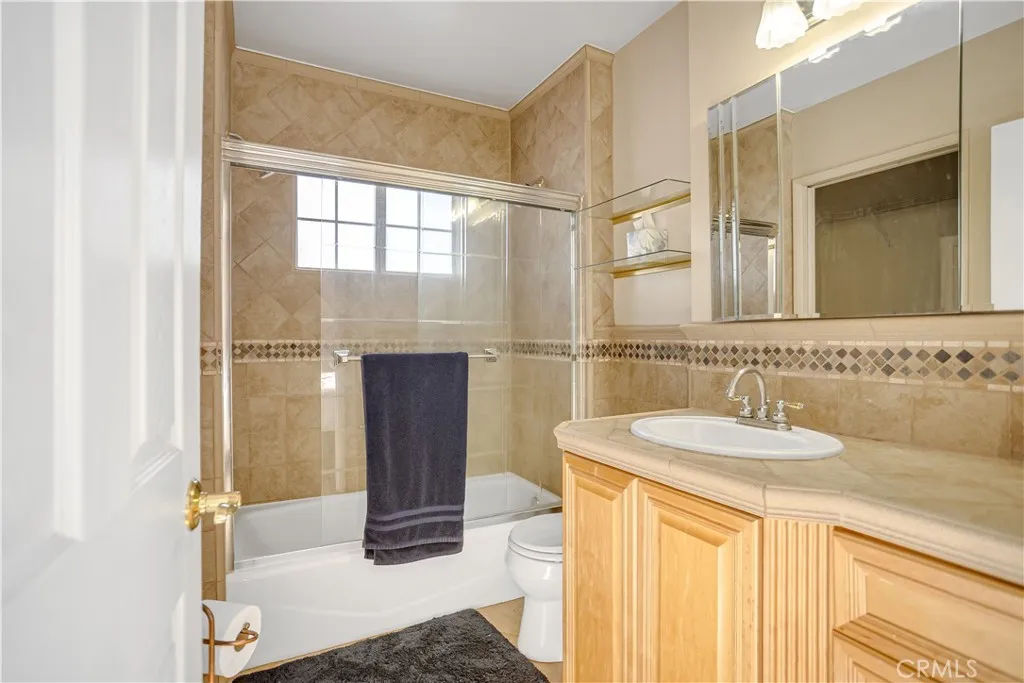 1231 W Eckerman, West Covina, California 91790 home-pic-22