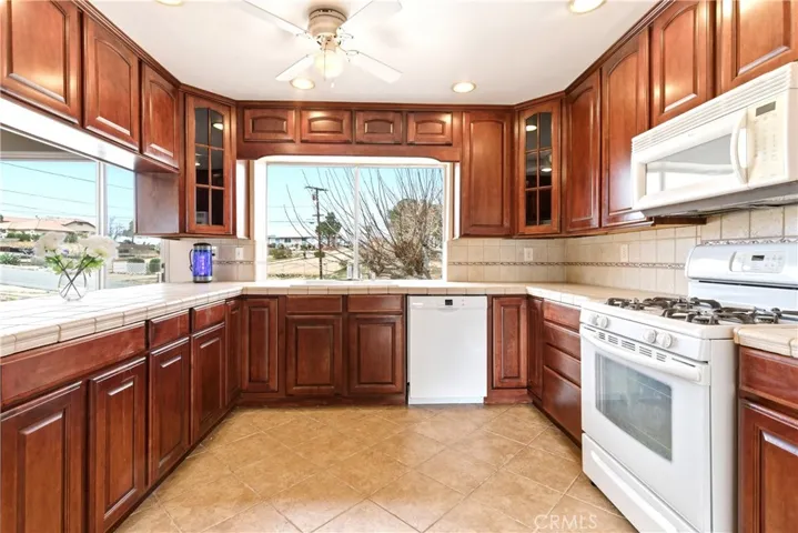 18785 Talisman, Hesperia, California 92345