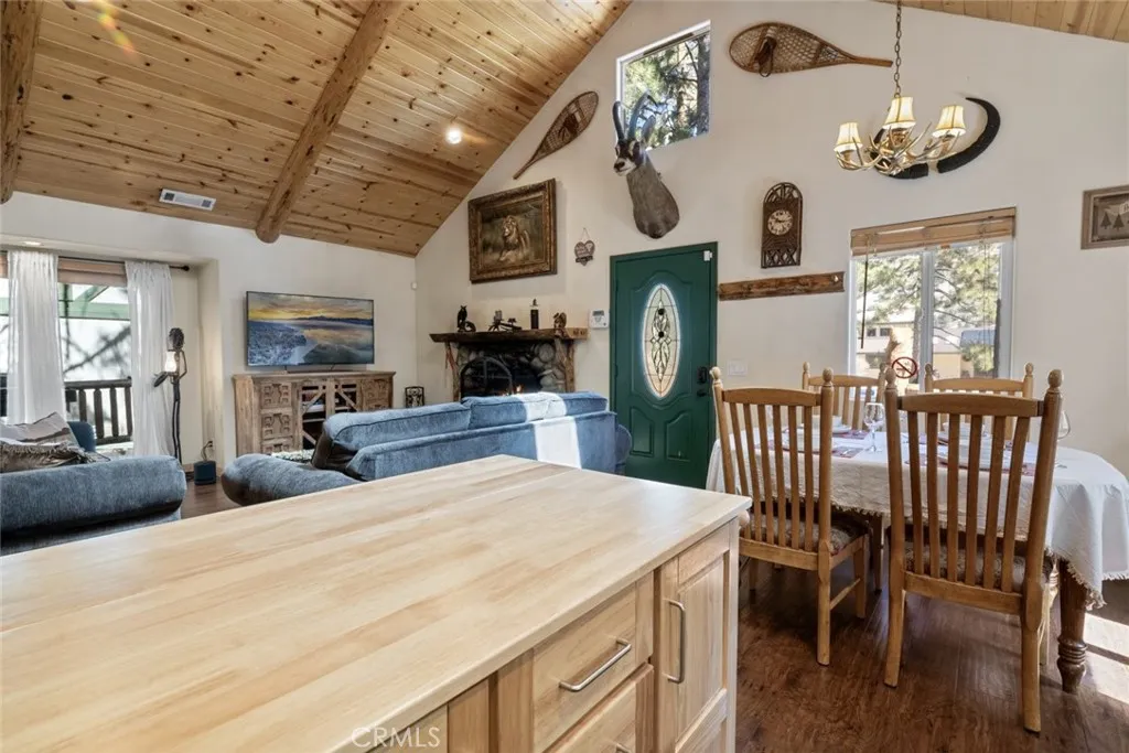 712 Maltby Boulevard, Big Bear City, California 92314 home-pic-21