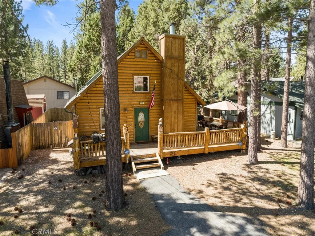 712 Maltby Boulevard, Big Bear City, California 92314 home-pic-1