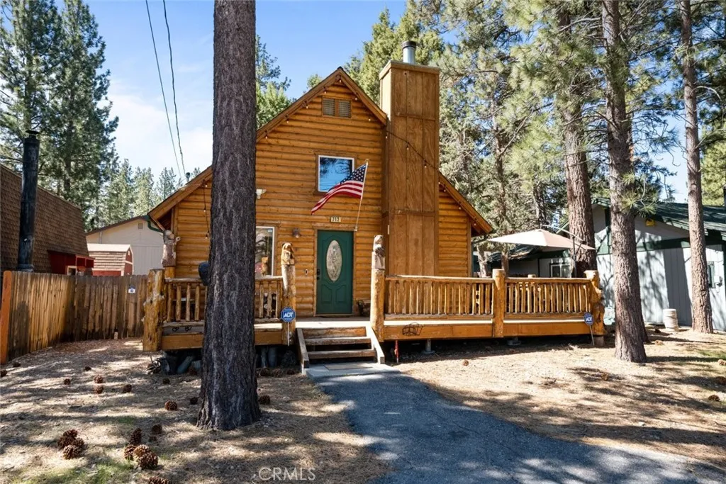 712 Maltby Boulevard, Big Bear City, California 92314 home-pic-10