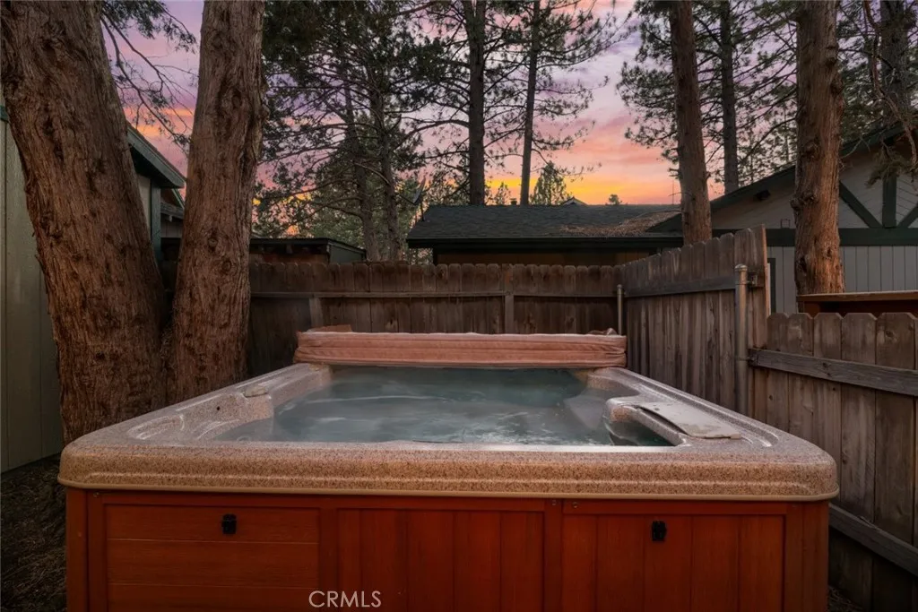 712 Maltby Boulevard, Big Bear City, California 92314 home-pic-46