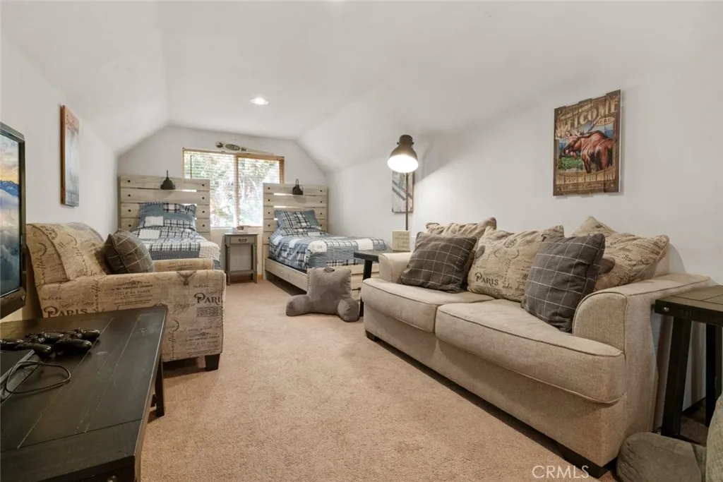 712 Maltby Boulevard, Big Bear City, California 92314 home-pic-31