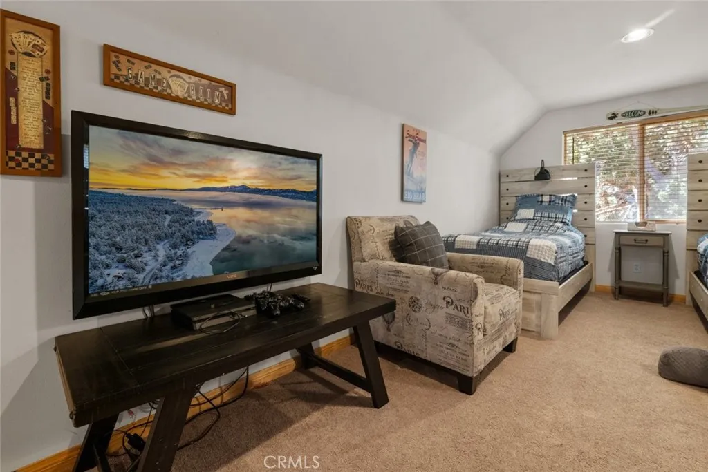 712 Maltby Boulevard, Big Bear City, California 92314 home-pic-32