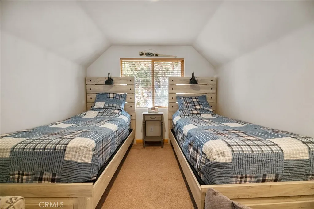 712 Maltby Boulevard, Big Bear City, California 92314 home-pic-33