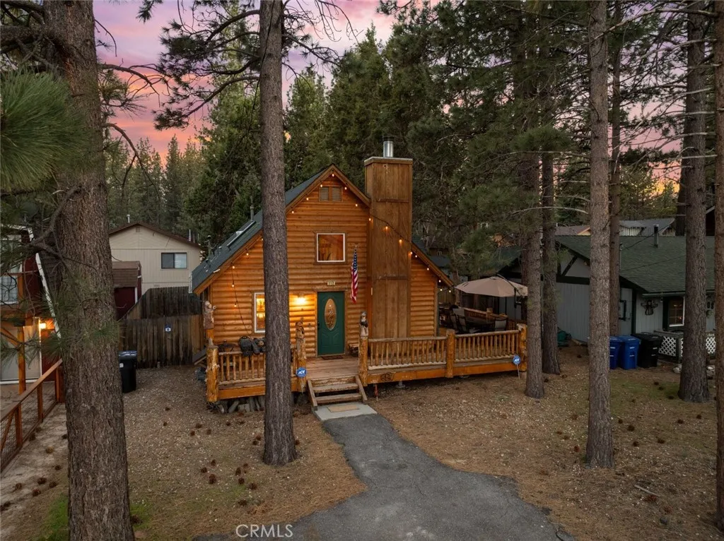712 Maltby Boulevard, Big Bear City, California 92314 home-pic-9