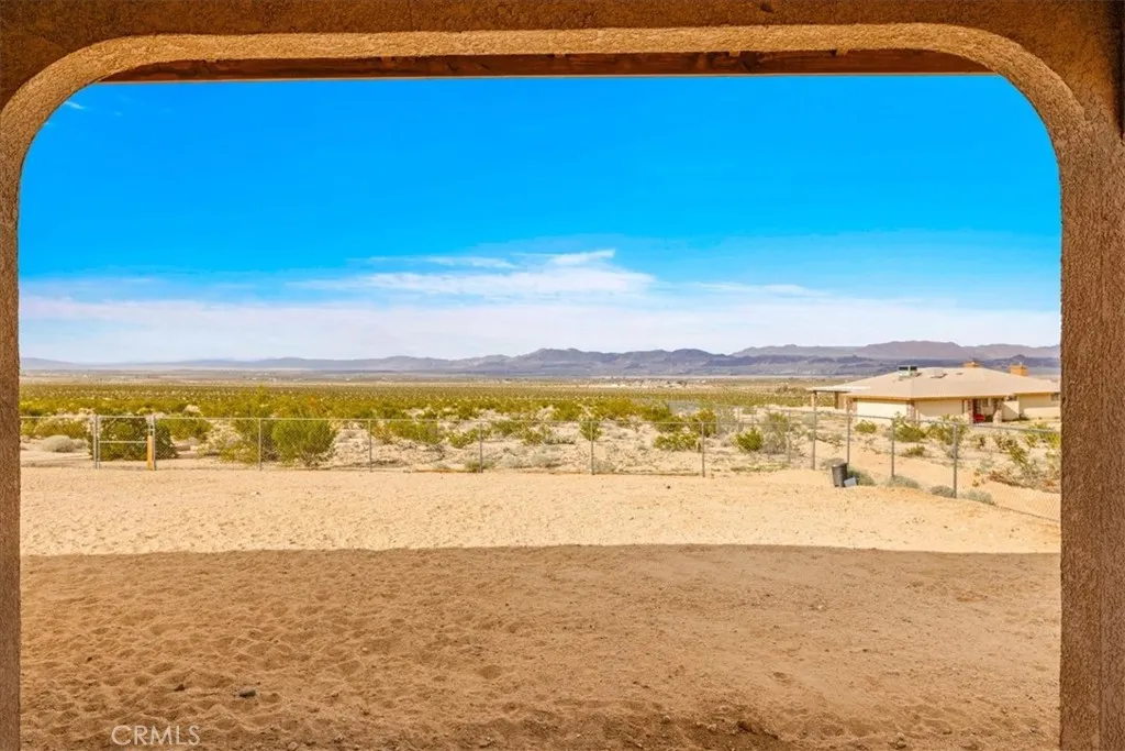 72692 Two Mile, 29 Palms, California 92277 home-pic-35