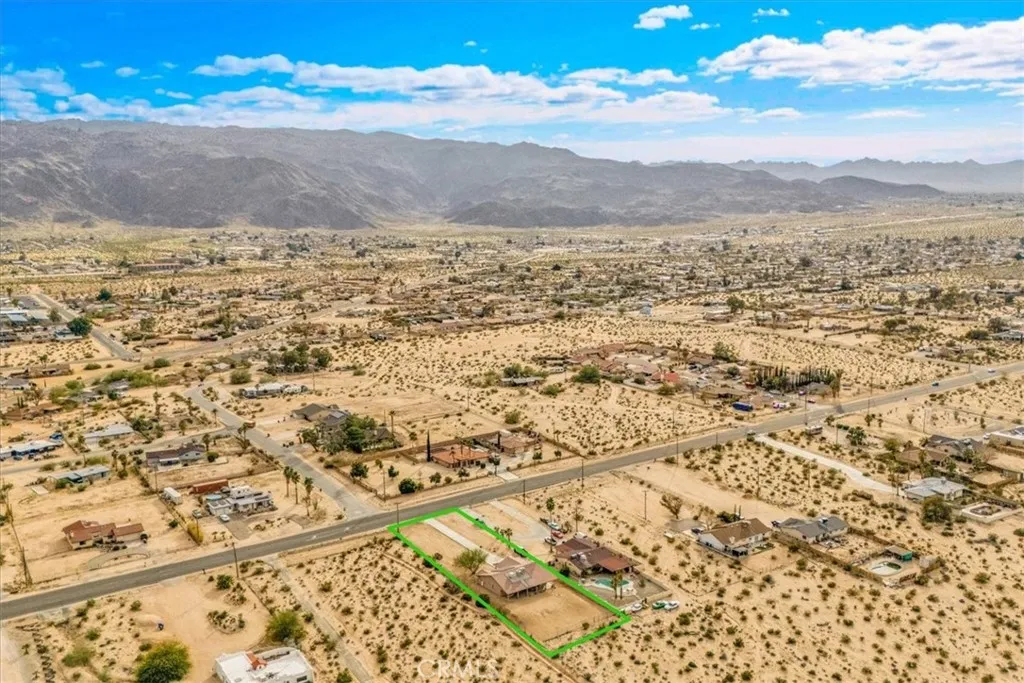72692 Two Mile, 29 Palms, California 92277 home-pic-47