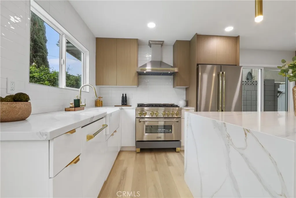 244 S Violet, Orange, California 92869 home-pic-11