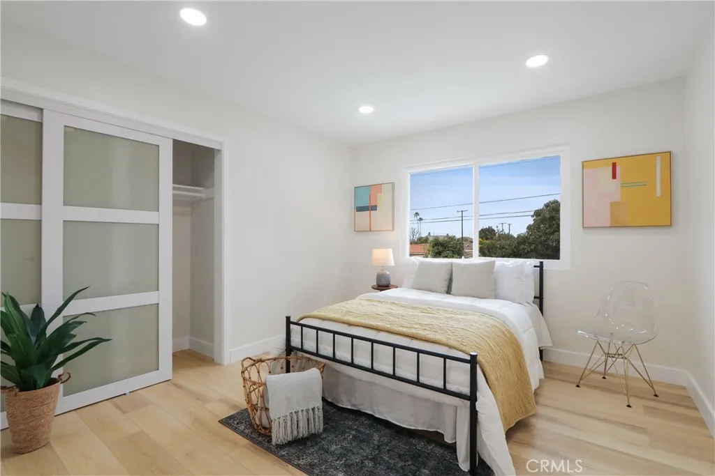 244 S Violet, Orange, California 92869 home-pic-26