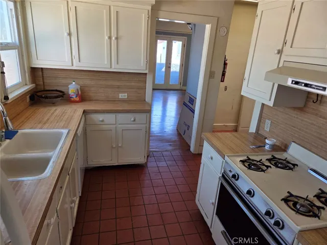 247 Redondo, Long Beach, California 90803