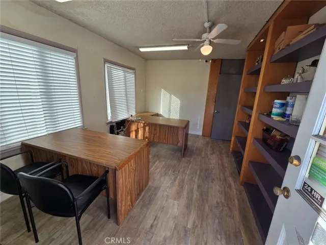 Front office (lower unit)