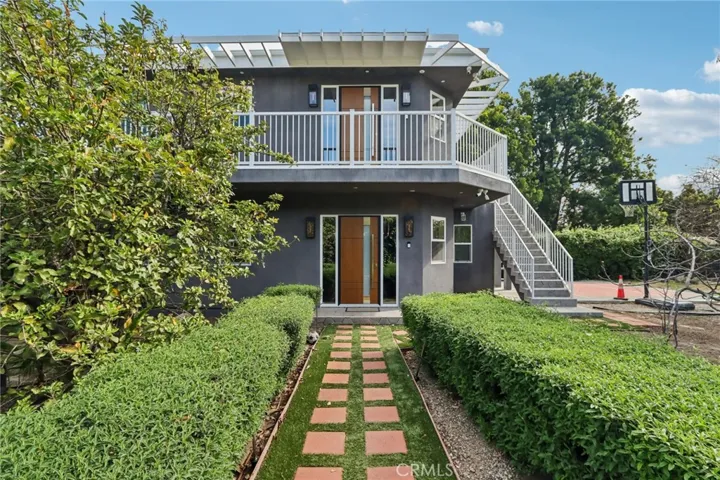 Brand new detached 2-story ADU