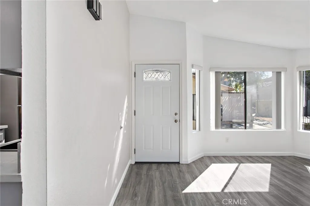 16521 Joy, Lake Elsinore, California 92530 home-pic-3