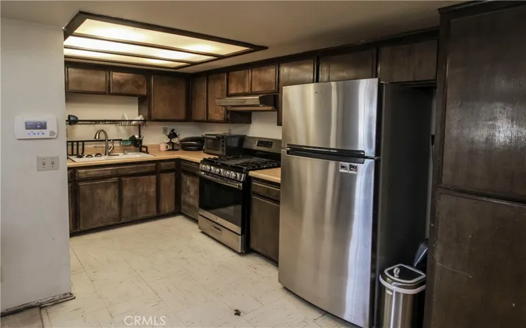 44200 Kingtree Avenue 50, Lancaster, California 93534