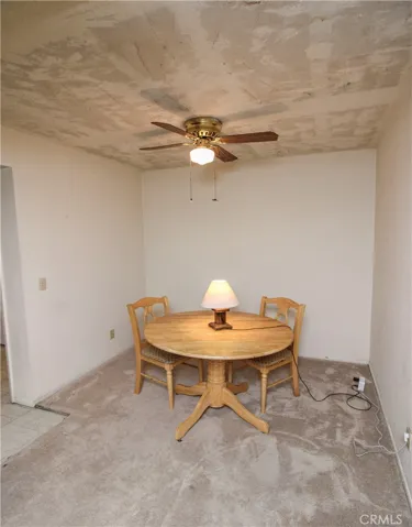 44200 Kingtree Avenue 50, Lancaster, California 93534