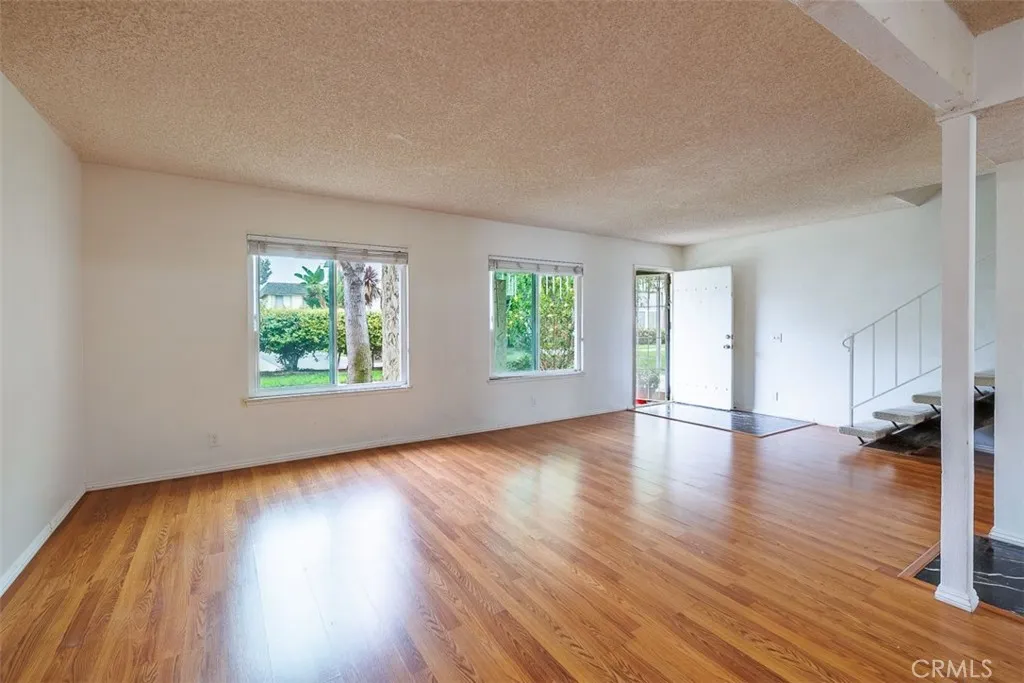 11865 Jade Court, Fountain Valley, California 92708 home-pic-7