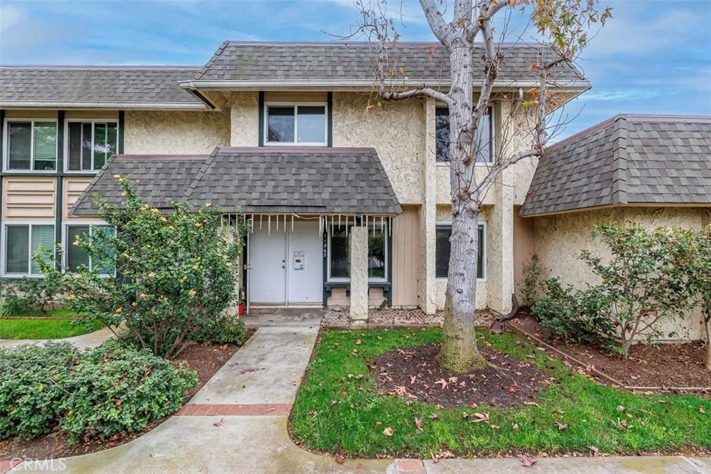 11865 Jade Court, Fountain Valley, California 92708 home-pic-1