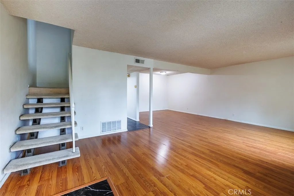 11865 Jade Court, Fountain Valley, California 92708 home-pic-4