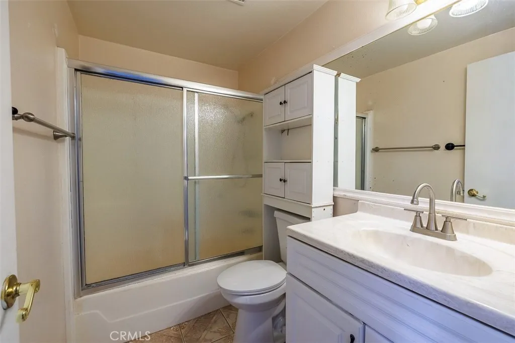11865 Jade Court, Fountain Valley, California 92708 home-pic-22