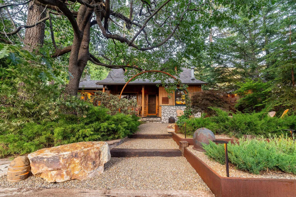 25140 Rim Rock Road, Idyllwild, California 92549 home-pic-66