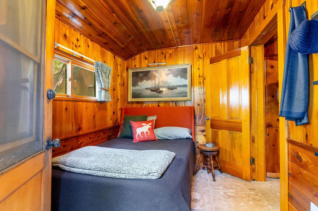 25140 Rim Rock Road, Idyllwild, California 92549 home-pic-33