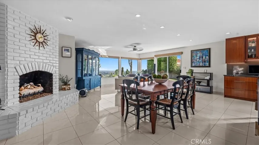 703 Via San Simon, Claremont, California 91711