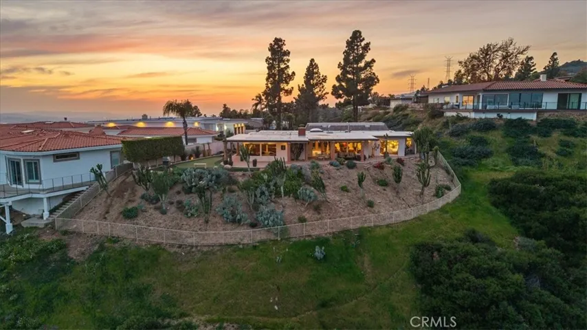 703 Via San Simon, Claremont, California 91711
