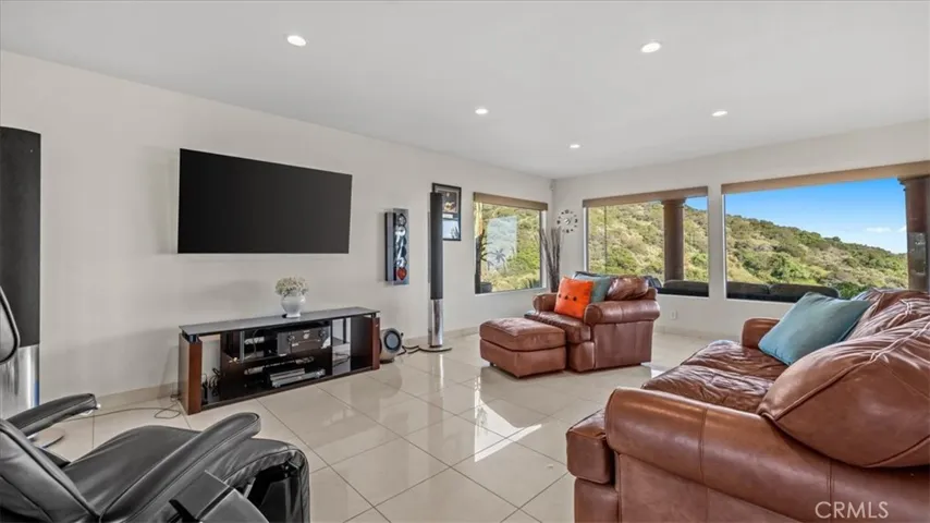 703 Via San Simon, Claremont, California 91711