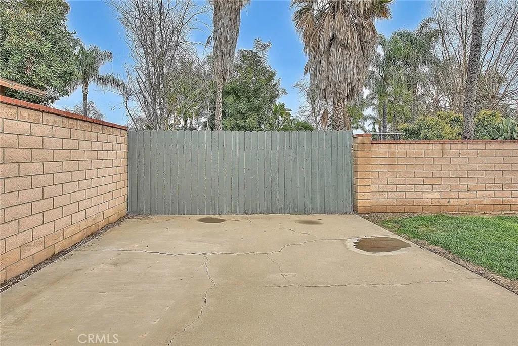 1425 S Dahlia, Ontario, California 91762 home-pic-46