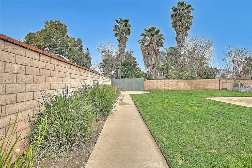 1425 S Dahlia, Ontario, California 91762 home-pic-41