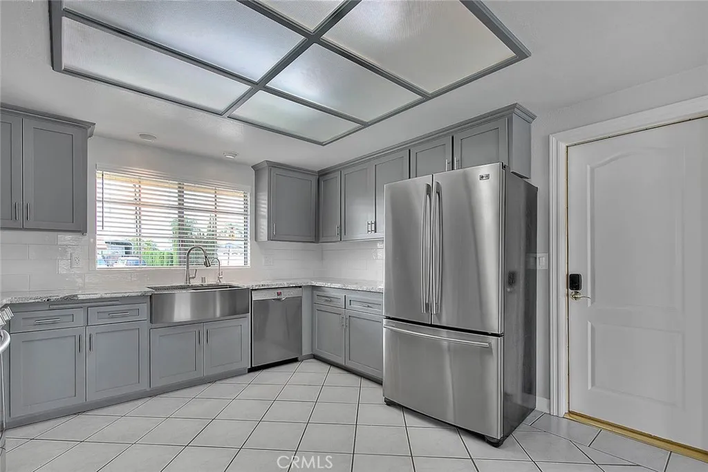 1425 S Dahlia, Ontario, California 91762 home-pic-7
