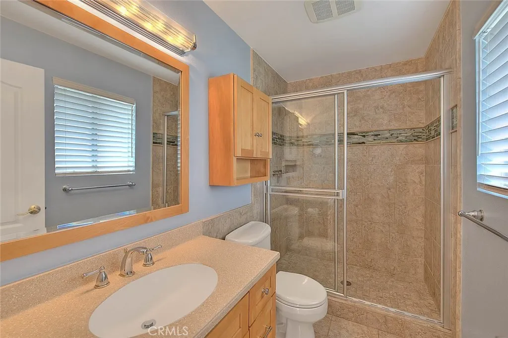 1425 S Dahlia, Ontario, California 91762 home-pic-23