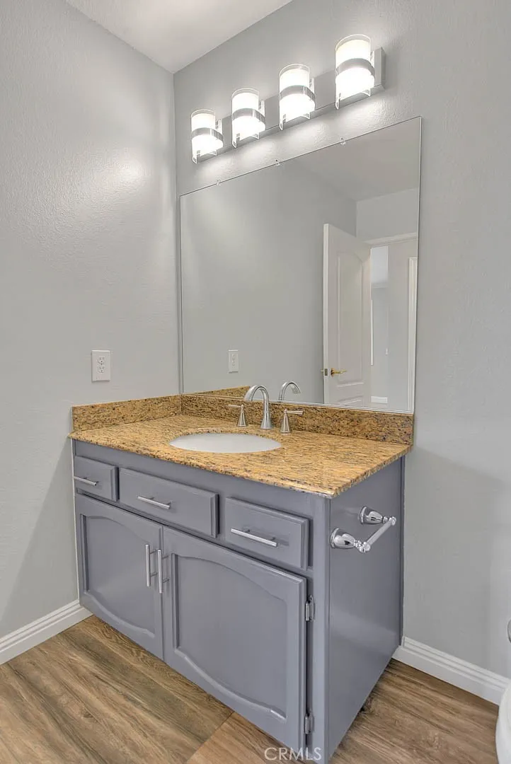 1425 S Dahlia, Ontario, California 91762 home-pic-18