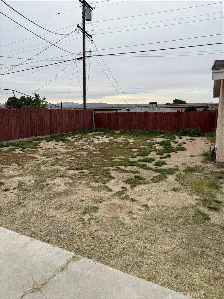 1148 E Virginia Way, Barstow, California 92311 home-pic-6