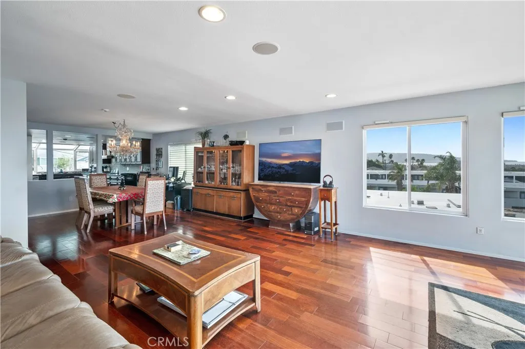 867 Aubrey Court 1, Hermosa Beach, California 90254 — photo 5
