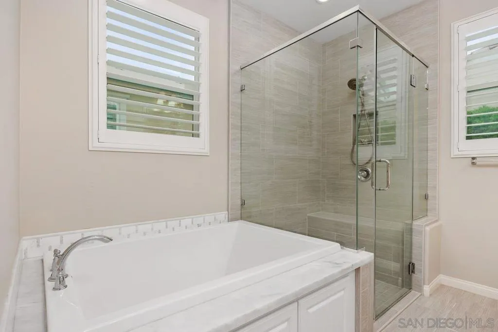 7958 Lusardi Creek Lane, San Diego, California 92127 home-pic-9