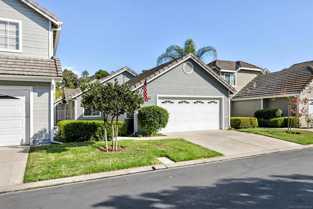 10366 Rancho Carmel Dr, San Diego, California 92128 home-pic-37