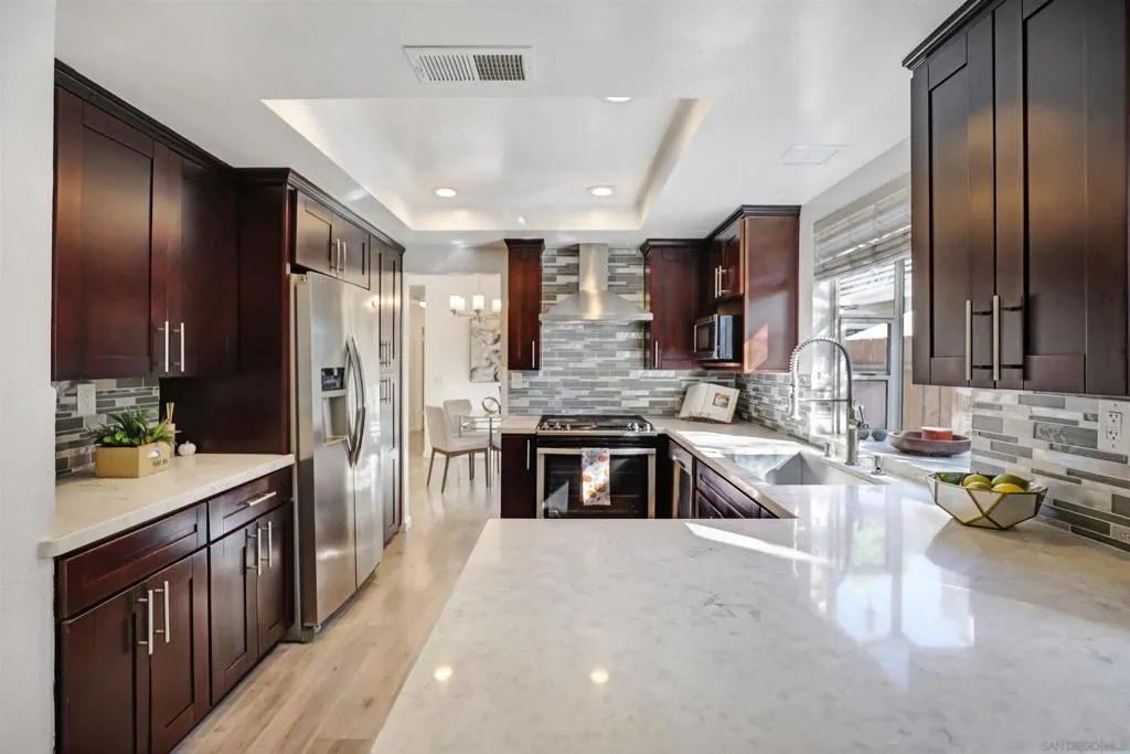 10366 Rancho Carmel Dr, San Diego, California 92128 home-pic-8