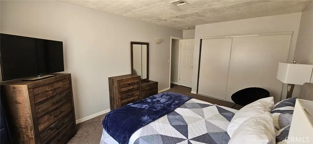 7708 Mariposa, Yucca Valley, California 92284 home-pic-17