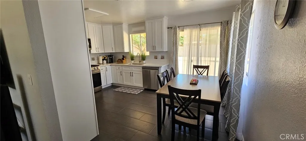 7708 Mariposa, Yucca Valley, California 92284 home-pic-8