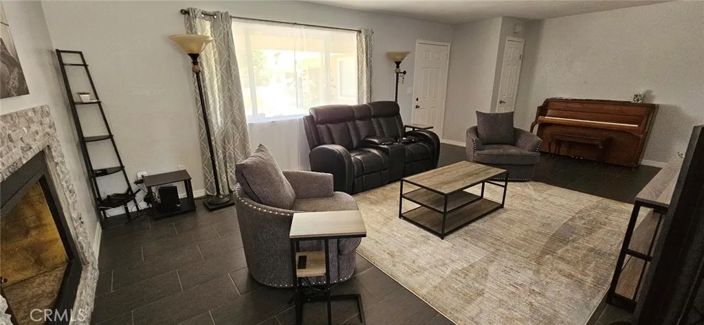 7708 Mariposa, Yucca Valley, California 92284 home-pic-7