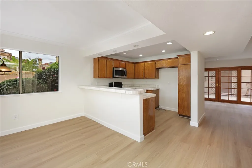 10330 Downey Avenue 35, Downey, California 90241 home-pic-8
