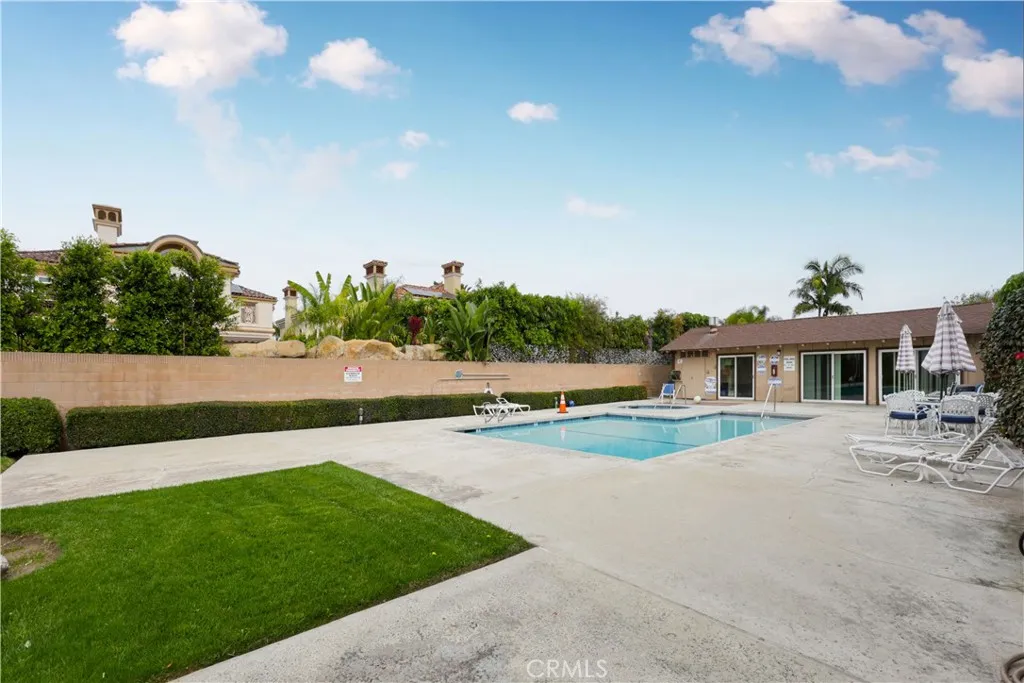 10330 Downey Avenue 35, Downey, California 90241 home-pic-34