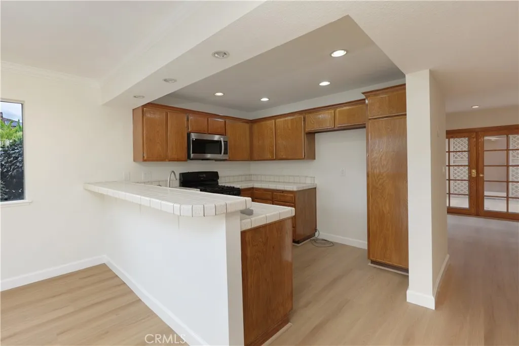 10330 Downey Avenue 35, Downey, California 90241 home-pic-11