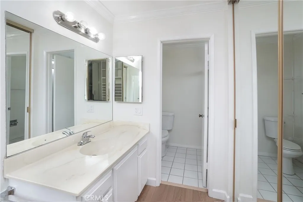 10330 Downey Avenue 35, Downey, California 90241 home-pic-27