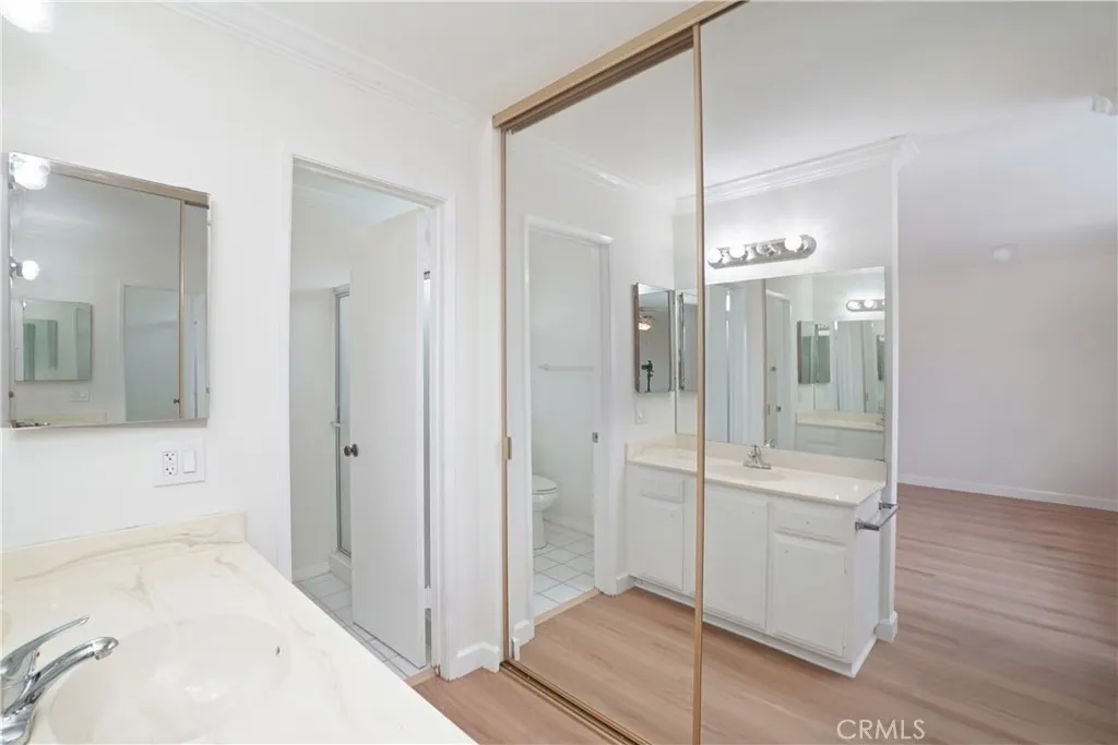 10330 Downey Avenue 35, Downey, California 90241 home-pic-28