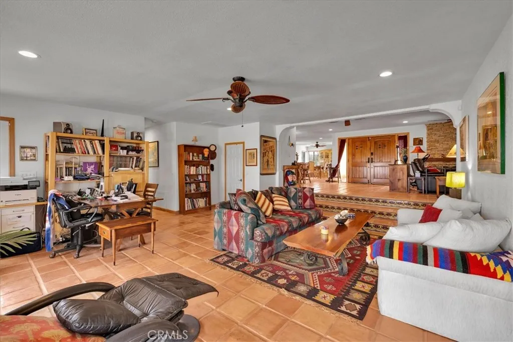 74784 Foothill Drive, 29 Palms, California 92277 home-pic-19